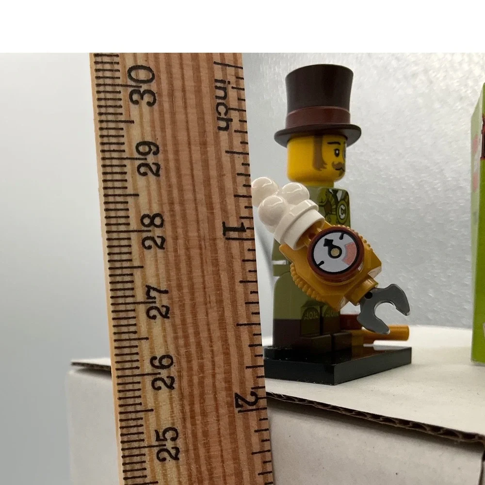 LEGO Minifigures Series 26 Space Steampunk Inventor 71048 with Box and Baseplate